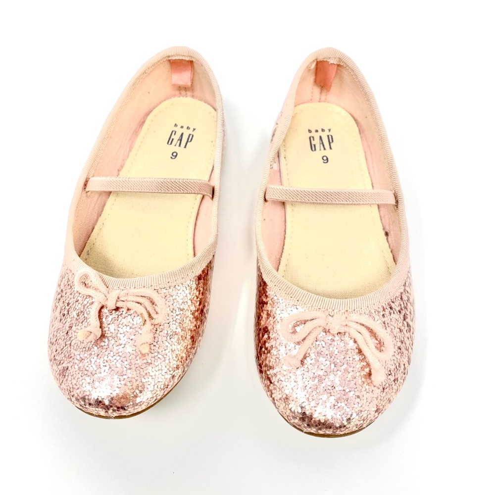 Gap sparkly shiny flats/ shoes / Brand new never worn. Size:9